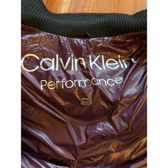 Calvin Klein women's vest size small petite purple puffer‎ - Picture 4 of 4